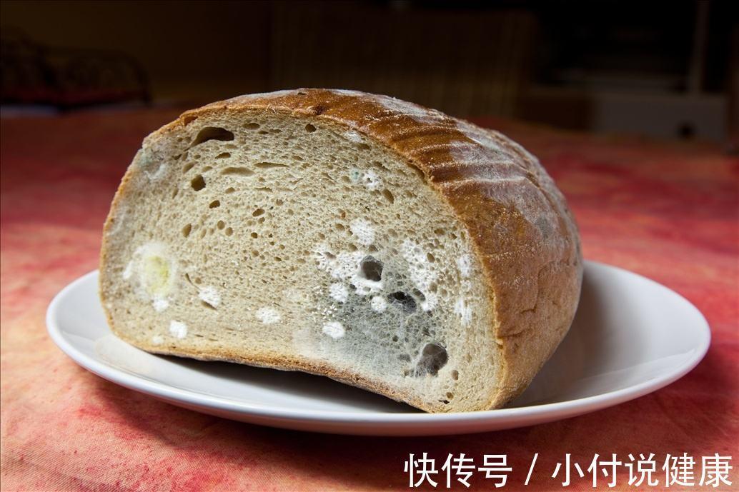 食物|吃火腿肠会增加癌症风险?医生忠告:以下4种食物应该少吃或不吃