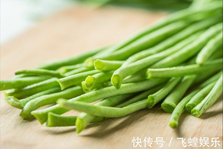 爽口|炒豆角,不要焯水或者过油,下锅前多做1步,豆角翠绿爽口不发黑