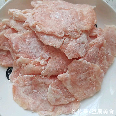 肉片|大厨教你这么做肉片汤，分分钟就可以学会