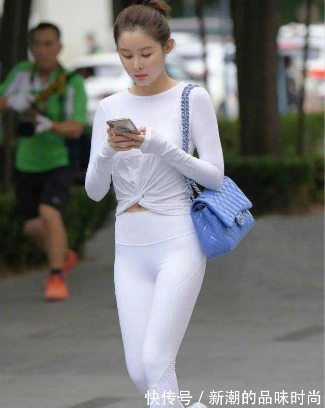 穿搭 时髦美丽的瑜伽裤穿搭尽显青春姿态，唯美清新感十足，休闲百搭！