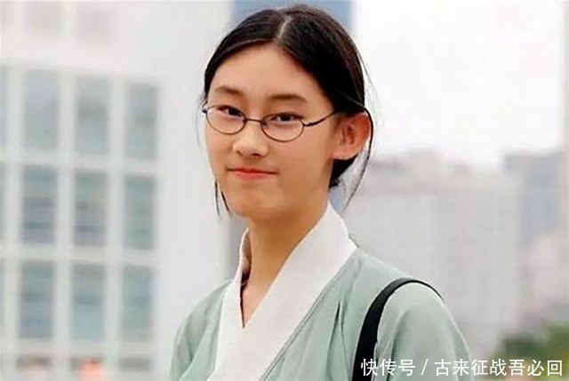 红墙边|“中国才女”武亦姝：16岁获冠军，弃北大考清华，为何如此优秀