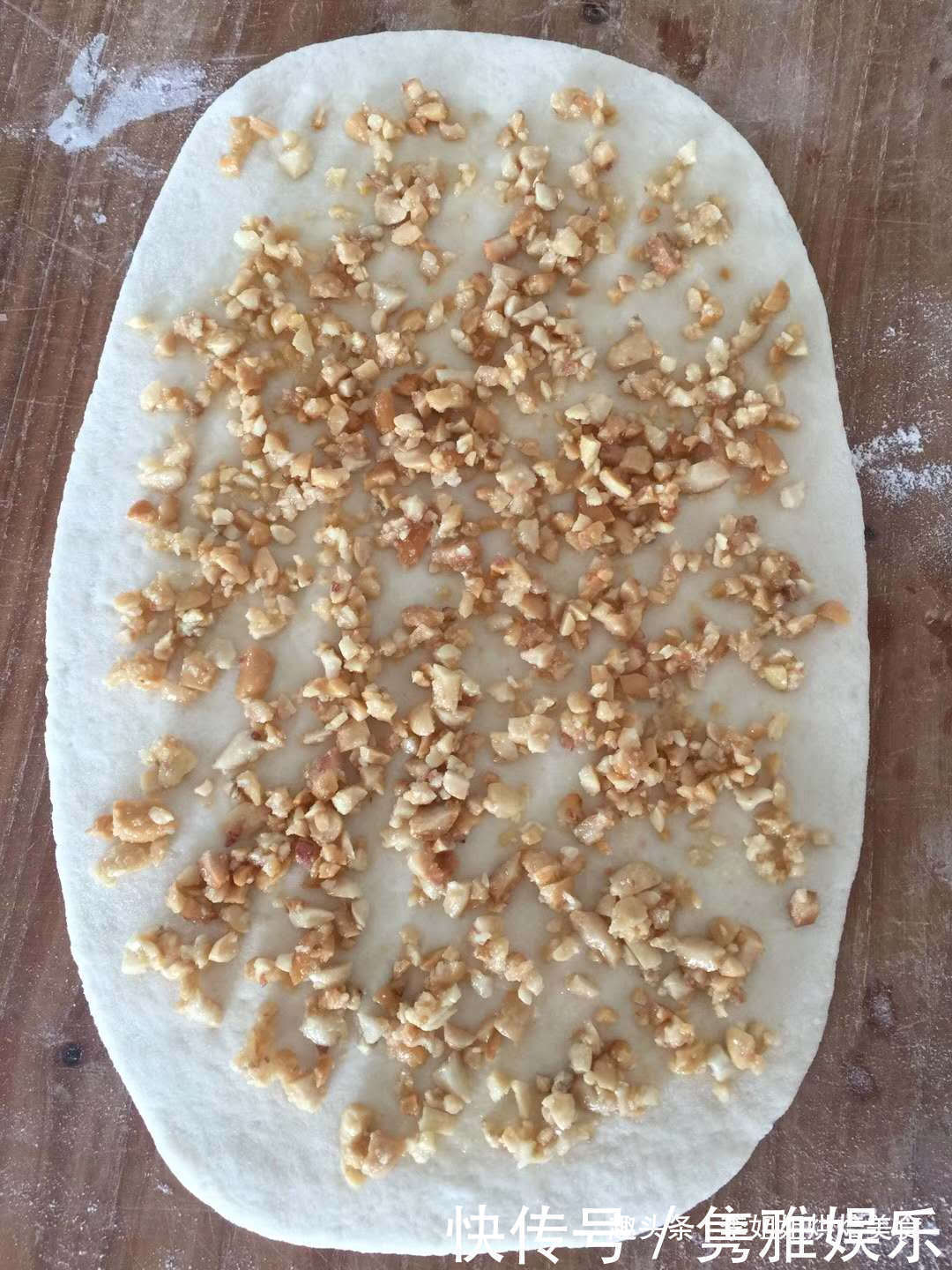 一款简单易学的花生饼,香香脆脆,外酥内软,又营养又美味