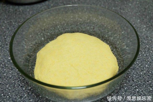 微甜|玉米面不蒸不煮,和面时加牛奶,制成棒馍微甜清香特好吃