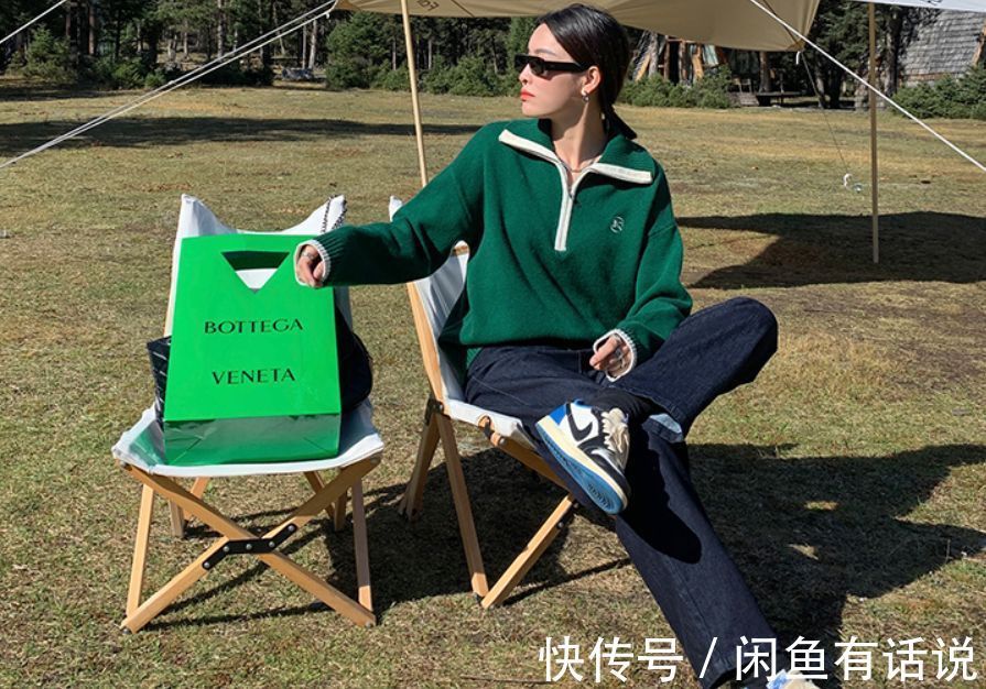 针织 高领和低领随意切换,时髦与保暖进退自如,来件半拉链毛衣就够了