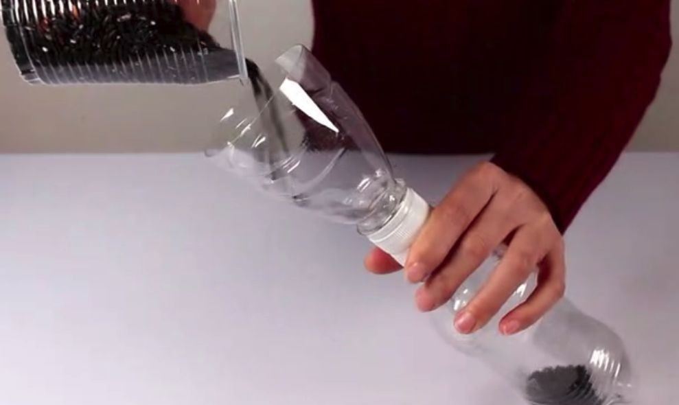 窗帘|她把塑料瓶放在窗帘上,解决了千万人的烦恼。。。