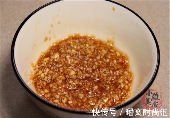 我最愿意吃的水煮鸡蛋做法,不放一滴油,简单一拌,太香了