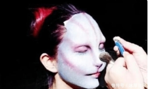 长相 非诚勿扰中的“猫脸女”,因长相怪异无人敢牵,卸妆后却令人后悔