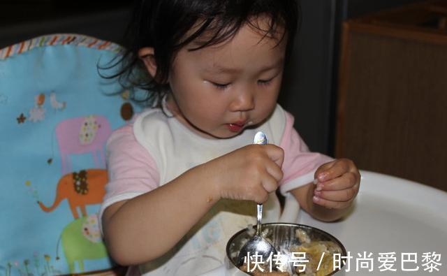 生长发育|7岁女童查出脾衰,医生:炒菜常放这3物,脾胃怎能“扛”的住