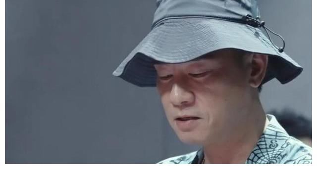 g综艺《披荆斩棘的哥哥》,黄贯中不光吉他强,绘画也是妙手丹青