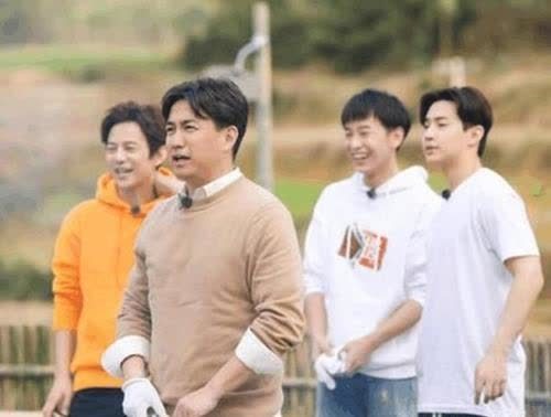 三个人|《向往5》变成了“享受生活”,三个人栽一棵树,只因为一只鸡