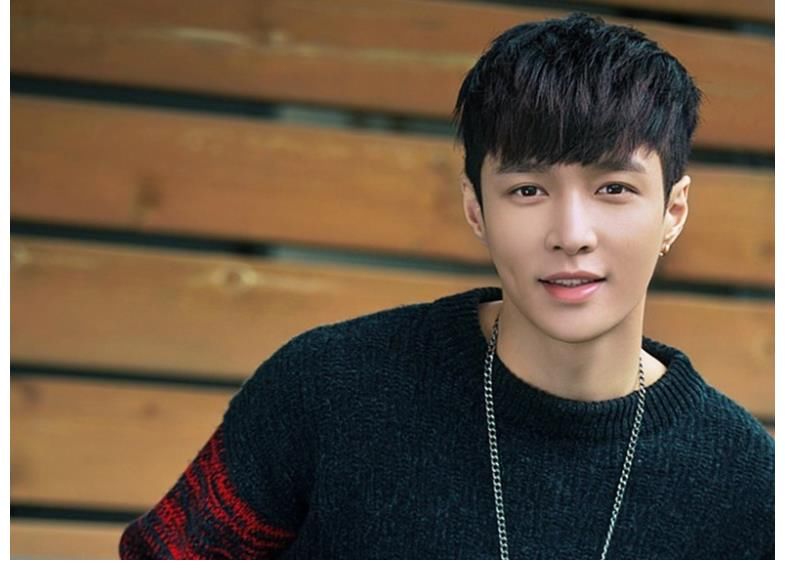 张艺兴新作《给你我的新名片》，即将上映，领略长沙风土人情