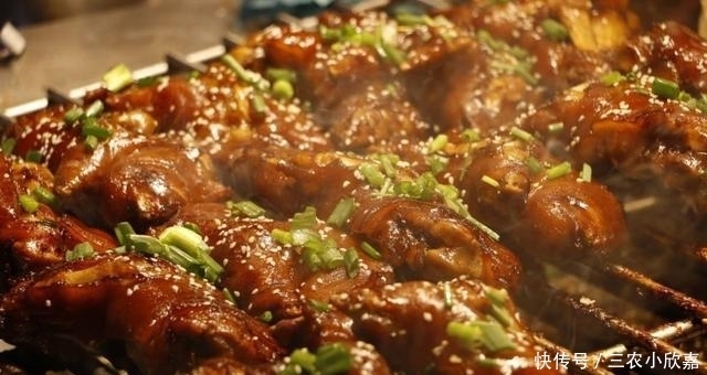 这植物果实有毒, 却也成了农民的“致富草”, 亩产可达10000斤