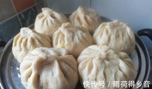 包包子|秋天，此菜再不吃就过季了，营养极高，5毛一斤，蒸包子吃真香！