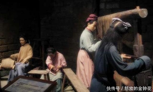 占卜师说:此人墓地非同寻常,将来后代会出天子,多年后竟应验了