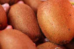 血脂高，3种食物当零食吃，头晕、手麻可得到缓解，血脂悄悄降