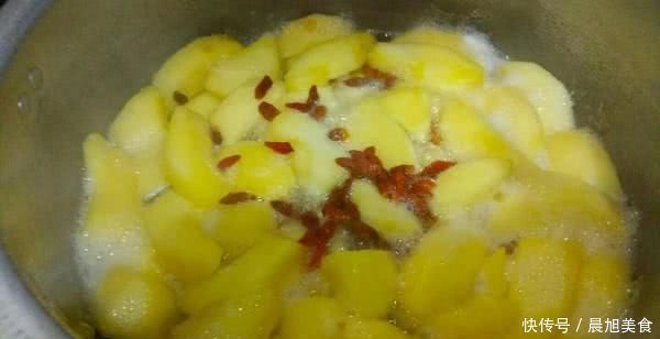 红蛇果|这水果是“清肠小能手”,比香蕉管用,便秘直接吃,隔天排出宿便