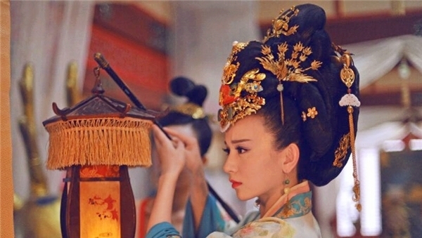 刘彻|为何武则天敢杀了王皇后，而卫子夫却不敢动陈阿娇？是何原因？