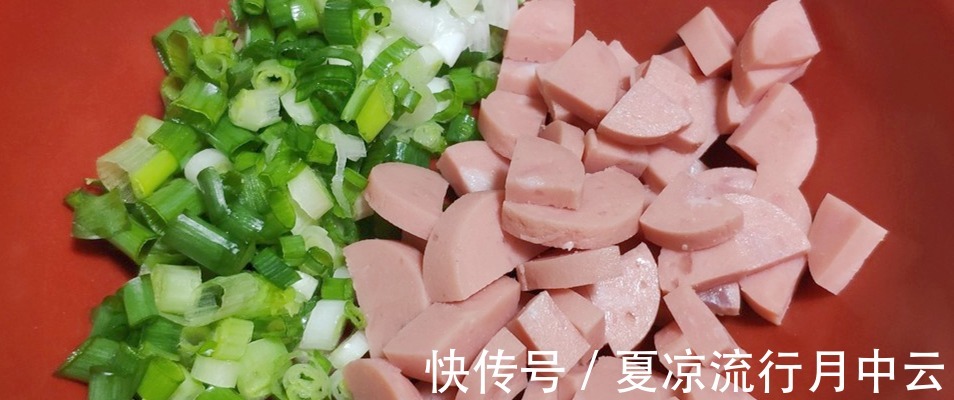 家人|末伏过,别忘给家人摊张鸡蛋饼,早餐吃简单美味营养足!