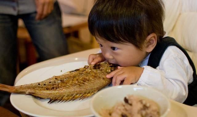 宝宝|儿科医生：这3种食物要多吃，孩子体质好，身高也长得快！