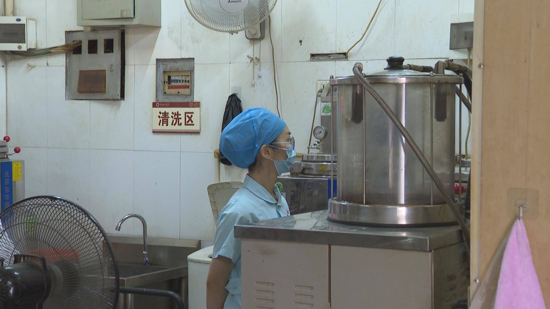 卢女士|贴心！苍南县中医院为群众免费提供预防新冠肺炎中药茶