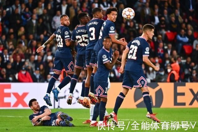 c罗|内马尔、姆巴佩看傻!梅西世界波+卧草式防守,C罗第94分钟绝杀