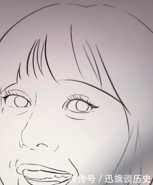 LISA!美术生恶搞性感女神LISA,粉丝拿着板砖观望,看到成品跪服