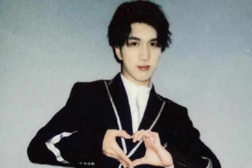 创造营：学员给韩佩泉过生日，一出场就夺目，果然是韩美娟