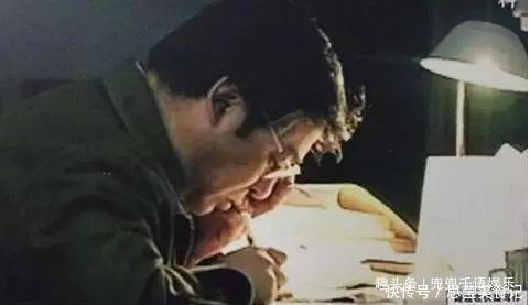 平凡的世界路遥,病危时妻子送来离婚协议,女儿将妻子告上法庭