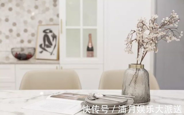 衣帽间|装修如何保证简约和高级并存试试这么设计,住多久也不会过时