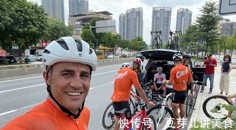 徐新|郜林徐新冯6太幸运了!郑智仍难逃主帅,只能在场下指着裁判骂了