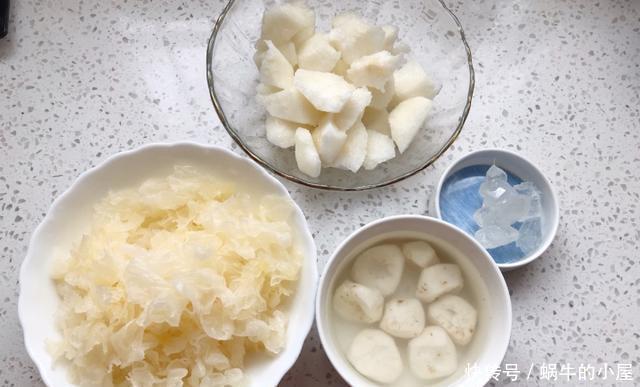 这菜,在市场碰见一买就是5斤,回家煲汤喝,滋润营养