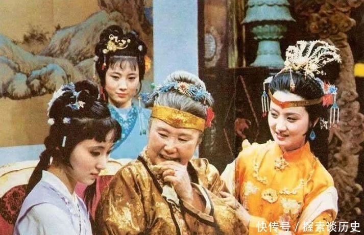 罪人|红楼梦第六十五回,脂砚斋凭啥开篇就评王熙凤是“贾宅第一罪人”