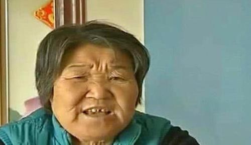 孩子|“破塑料值几个钱?”孙子弄坏亲戚一柜手办,看到账单后奶奶懵了