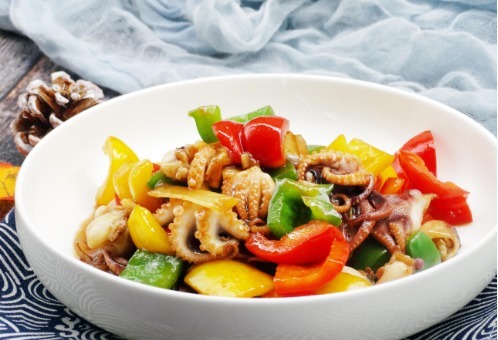 鲜嫩|八爪鱼怎么炒才鲜嫩,不像皮筋?教你一招,脆嫩鲜香到流口水