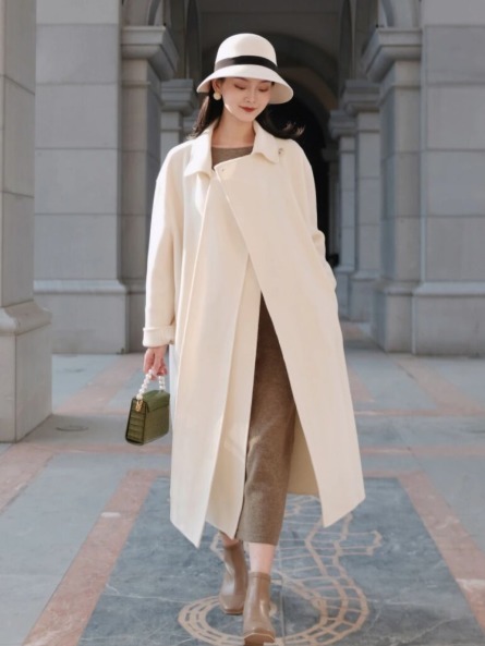 裙装 适合成熟女性的大衣穿搭示范,雅致减龄,看起来简单且体面