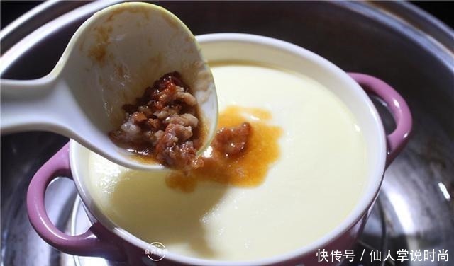肉糜|还在加水蒸鸡蛋，那你就大错特错了！大厨教你这样做，又嫩又滑！
