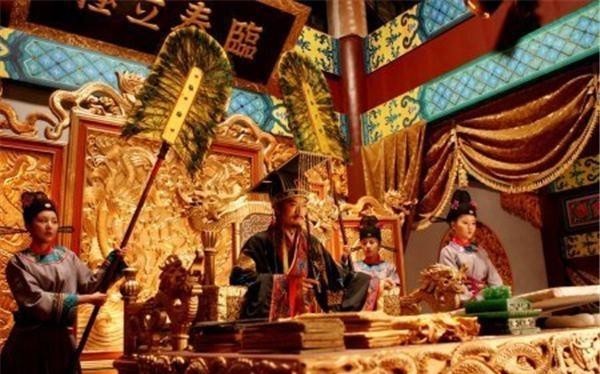 方腊|同是明教教主,为何方腊与各门派交好,阳顶天却视他们为仇敌