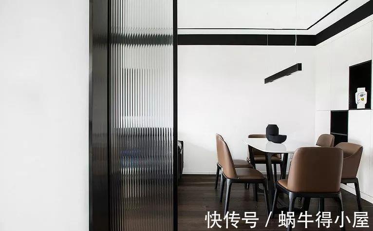 隐形门|隐形门为什么这么流行？不占地颜值还翻倍，我家以后也要这么装！