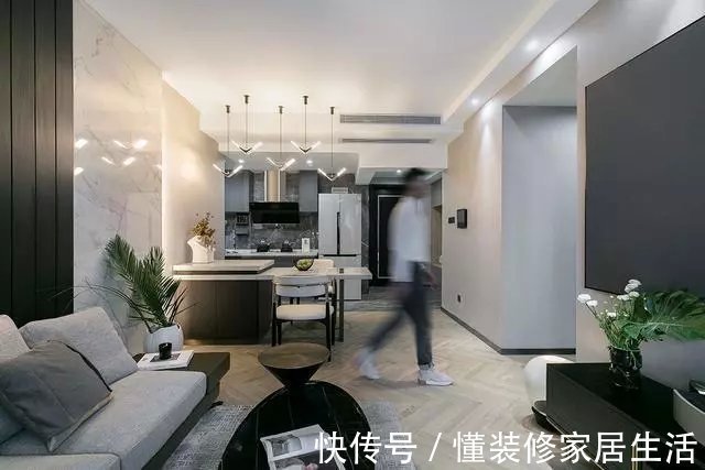 小户型|90㎡现代轻奢风,一进门就美到了,主卧床头灯的设计好浪漫