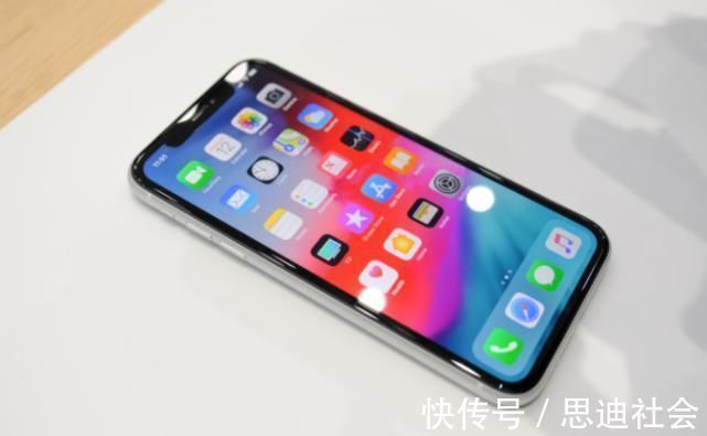 苹果手机|买手机还是得选苹果！目前这3部iPhone可以告诉你真相，值得选！