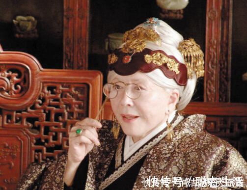 林黛玉|红楼梦贾母对林黛玉百般呵护,林黛玉为何还在薛宝钗面前埋怨她