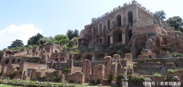 君主或教|为什么说《魔兽世界》的职业“圣骑士”是不准确的翻译?