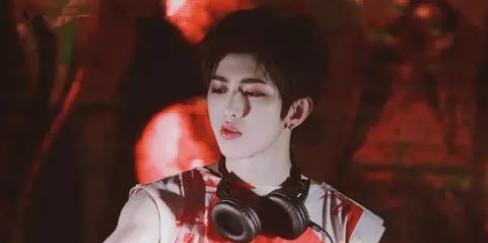 导师|她曾把蔡徐坤残忍淘汰,如今沦为学员,导师蔡徐坤我记得你