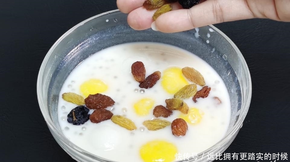 正月十五元宵节,试试这3个“汤圆”创意新吃法,颜值高,味道好