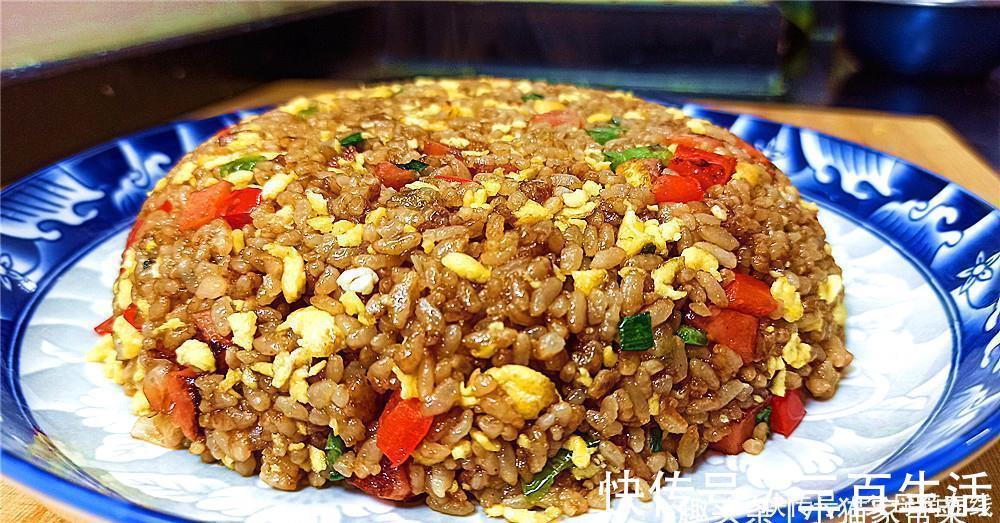 实用|“酱油炒饭”怎么炒好吃？教你一个简单实用的方法，做出来特别香