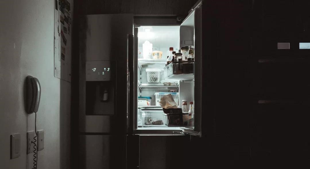 软质|警惕“冰箱杀手”,10种高风险食物,宝宝和孕妈尤其要小心