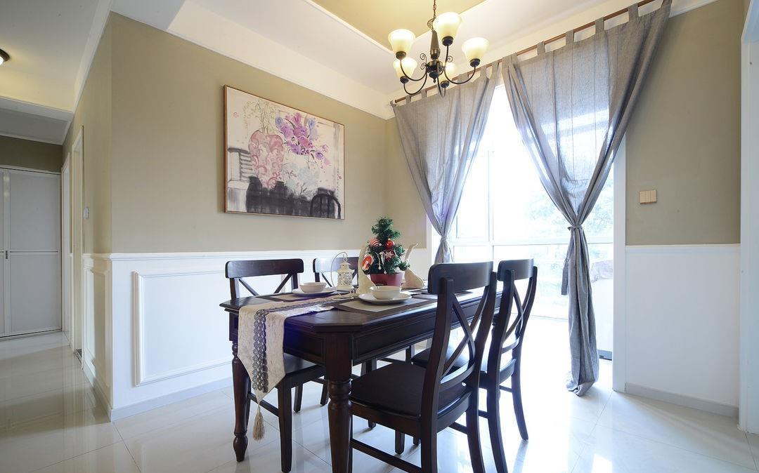 实木|简约的美式三居室，每一处都很精致大方，窗帘杆的选择更是独特