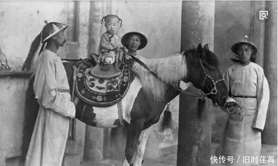 最悲|清朝最悲催的皇帝, 他连自己的嫔妃都不能见, 那时究竟发生了什么！