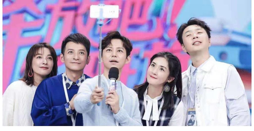 杨迪|丁程鑫官宣加入《快乐大本营》引发热议，节目也需要加入新鲜血液