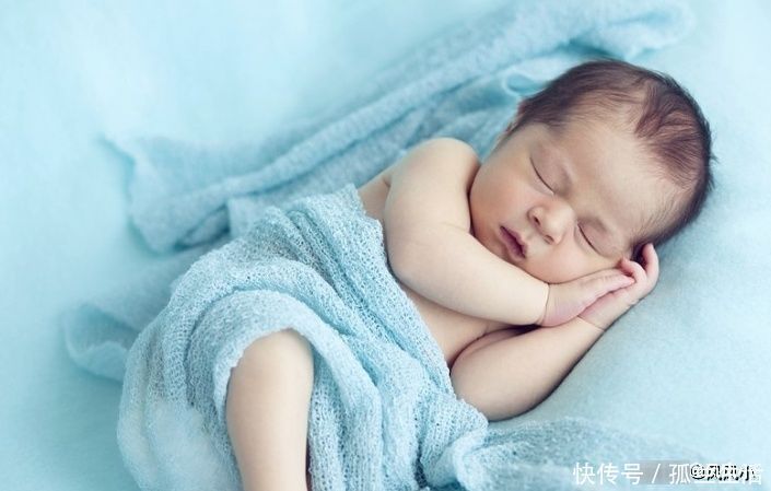 宝宝|新生儿第一口,是先喝水,还是先吃母乳?提前了解有好处